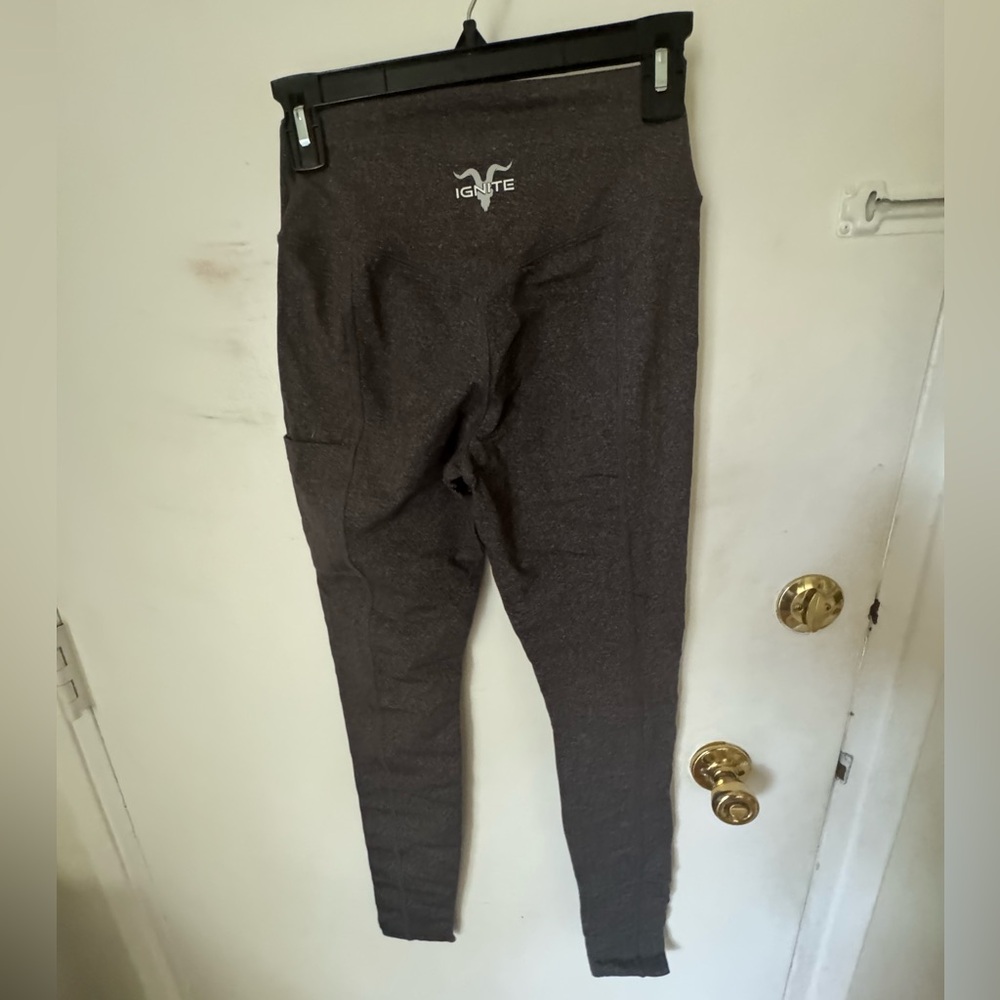 Ignite Gray High Rise Leggings with Pockets – Size S